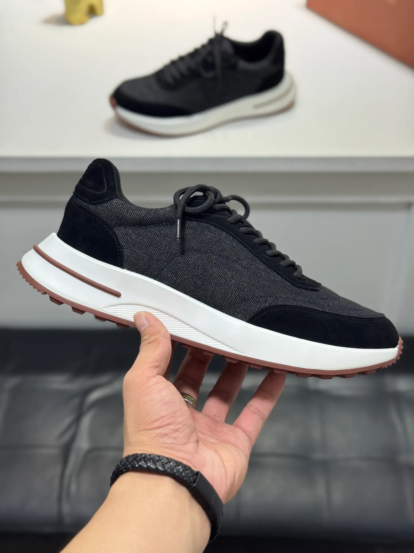 Men's men's shoes 💰440 [New style] 🪳🪳loro piana/LP material: The upper is made of umbrella cloth for routing. Anti-velvet fabric is wrapped on the front and back to ensure stability. The rear is equipped with a cushion to improve wearing comfort. Breathable mesh shoes. Stretch cloth lining𥚃. Latex mesh insole. TPU outsole. Code number: 38-44 (45 customized